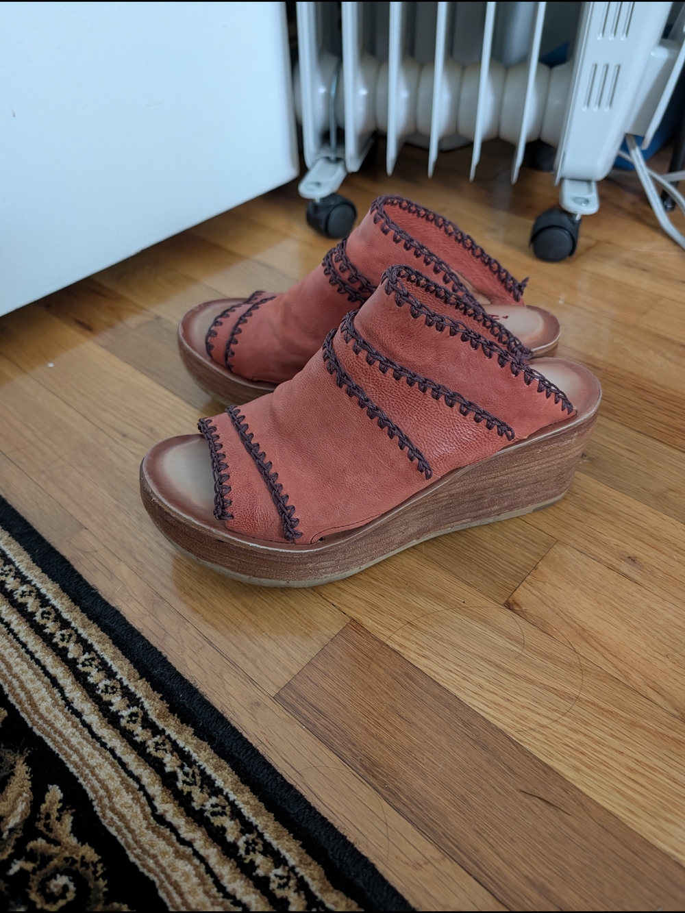 A.S. 98 Women's Rust Leather Wedge Sandals with Stitch Detailing 39 8.5